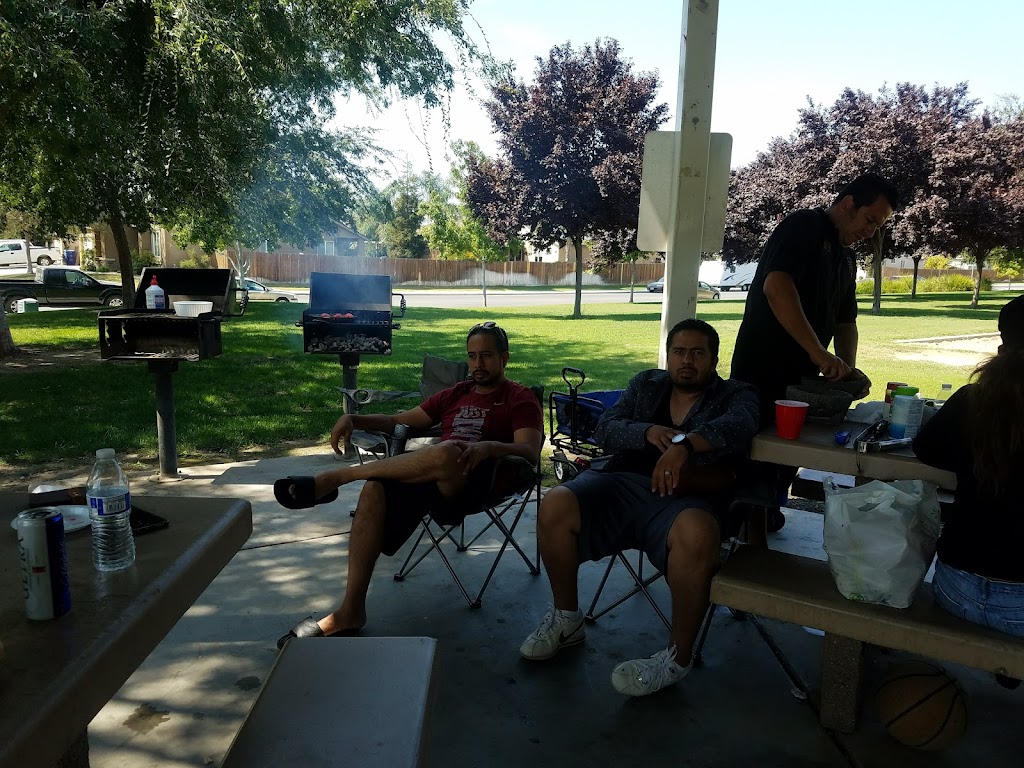 Tradewinds Park | 5510 Beach Rose Dr, Bakersfield, CA 93311, USA | Phone: (661) 326-3866