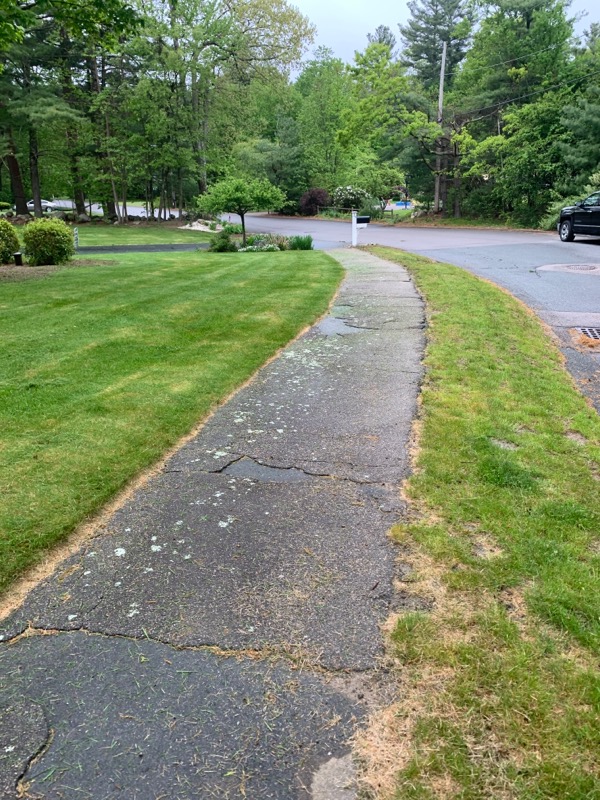 New England Services & Lawncare | 602 Old Bridge Ln, Bellingham, MA 02019, USA | Phone: (508) 726-2056