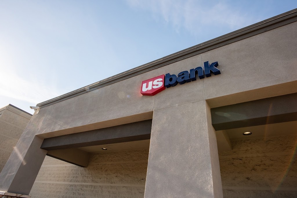 U.S. Bank Branch | 30901 Riverside Dr, Lake Elsinore, CA 92530, USA | Phone: (951) 245-2663