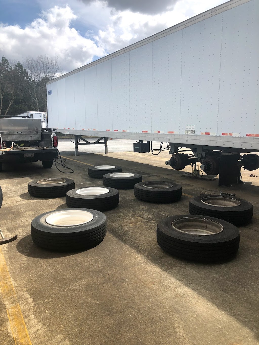 L & C Commercial Tire Service LLC 24 Hours Roadside Assistance | 609 Roxbury Dr, Riverdale, GA 30274, USA | Phone: (678) 995-2890