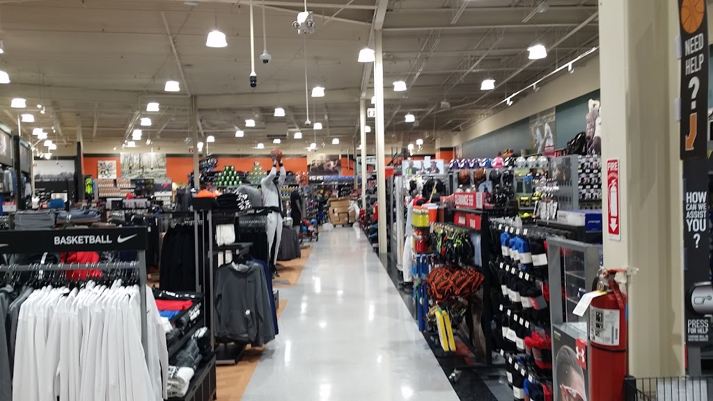 DICKS Sporting Goods | 870 Walt Whitman Rd, Melville, NY 11747, USA | Phone: (631) 421-3028