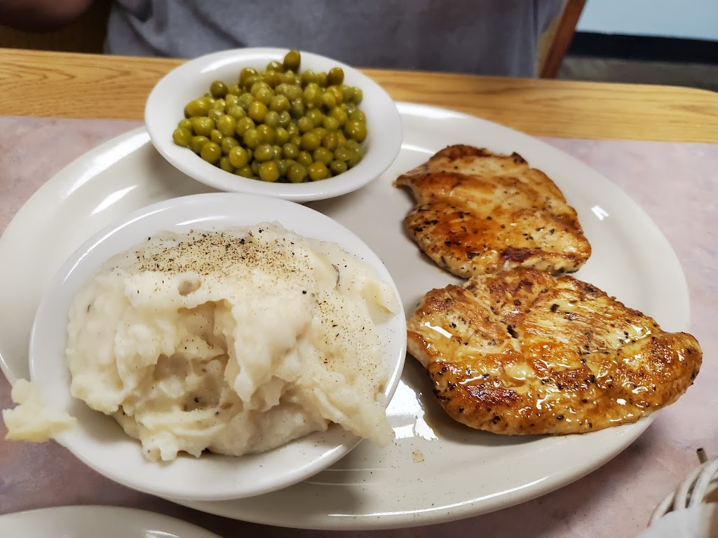 Yadkin Plaza Restaurant | 940 S State St, Yadkinville, NC 27055, USA | Phone: (336) 679-3388