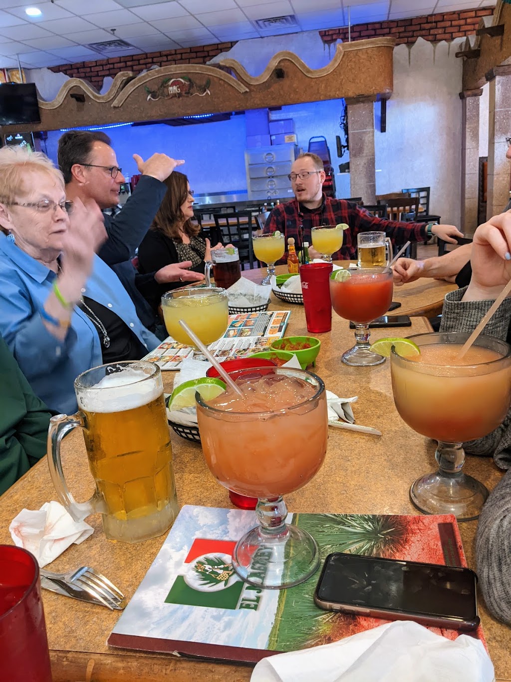 Montclaire Shopping Center | 1500 Troy Rd, Edwardsville, IL 62025, USA | Phone: (636) 287-2700