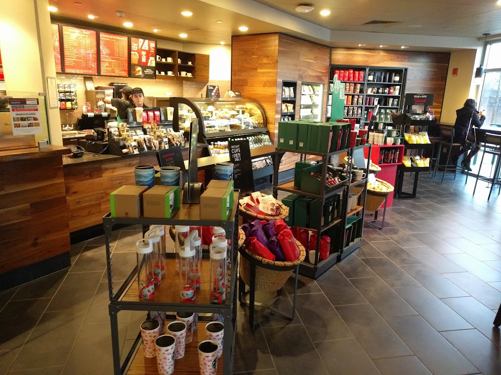 Starbucks | 4401 University Dr, Fairfax, VA 22030, USA | Phone: (703) 993-5065