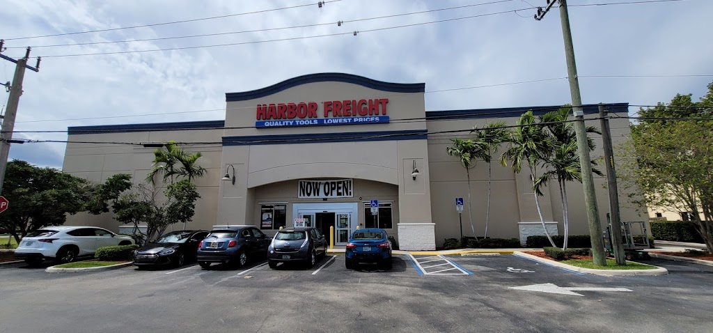 Harbor Freight Tools | 3935 N Federal Hwy, Oakland Park, FL 33308, USA | Phone: (754) 999-3536