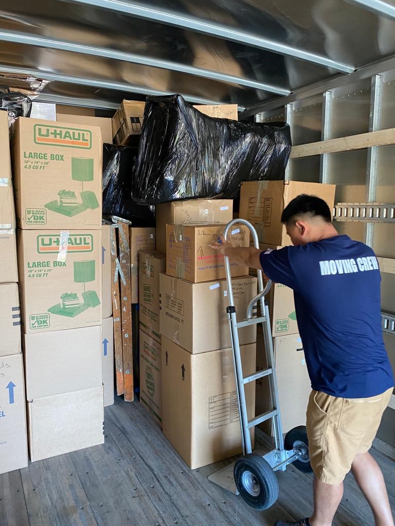 Pro Smart Movers - Los Angeles | 960 E 1st St, Pomona, CA 91766 | Phone: (855) 895-2283