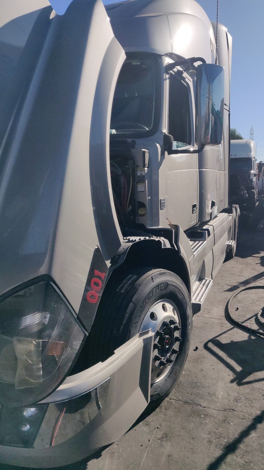 Cheros Truck Repair | 5116 B Firestone Pl, South Gate, CA 90280, USA | Phone: (323) 519-5520