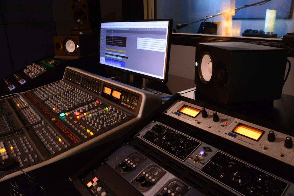 Frequency Recording Studio | 7 Intervale St 2nd Floor, White Plains, NY 10606, USA | Phone: (914) 318-8283