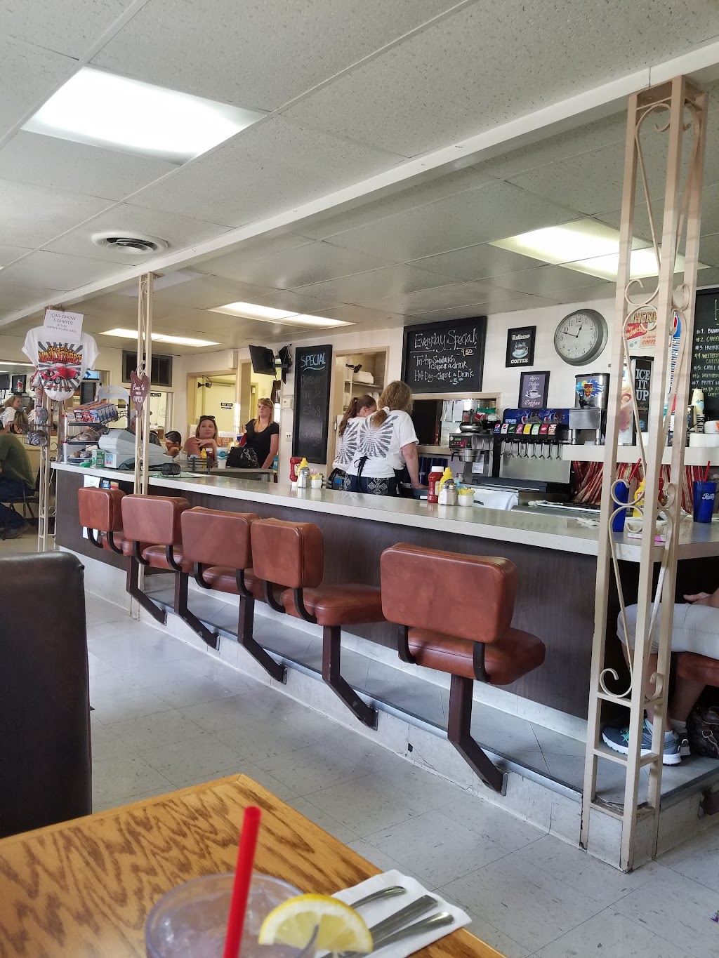 Hamiltons Diner | 7313 Hughson Ave, Hughson, CA 95326, USA | Phone: (209) 883-9202