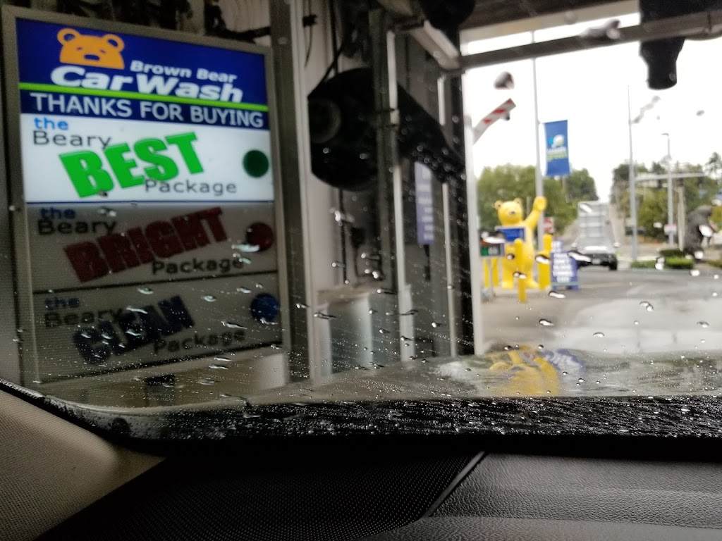 Brown Bear Car Wash | 22706 Marine View Dr S, Des Moines, WA 98198, USA | Phone: (206) 878-8611