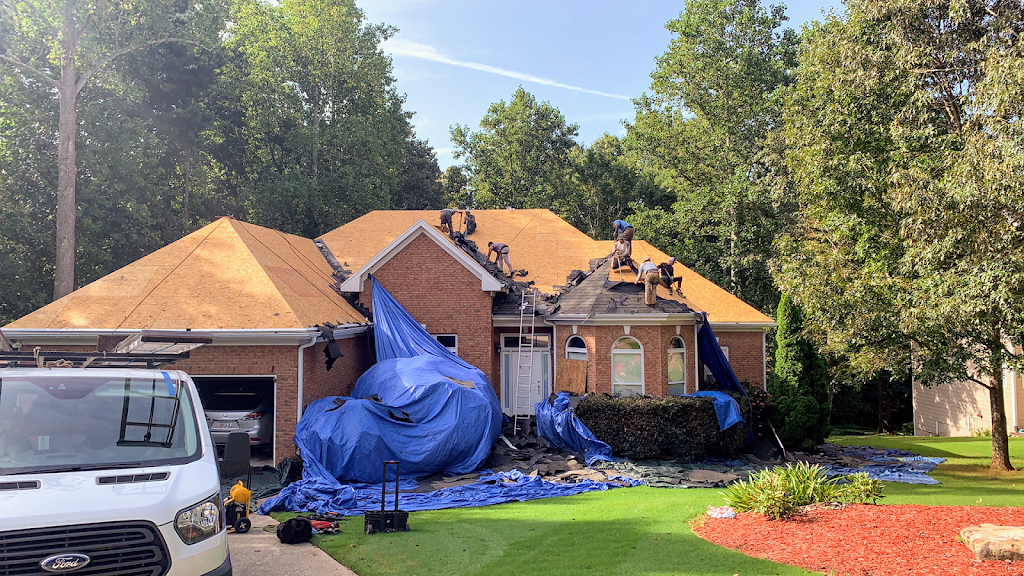 Roof Pro LLC | 5972 Warpath Rd, Flowery Branch, GA 30542, USA | Phone: (678) 258-9065