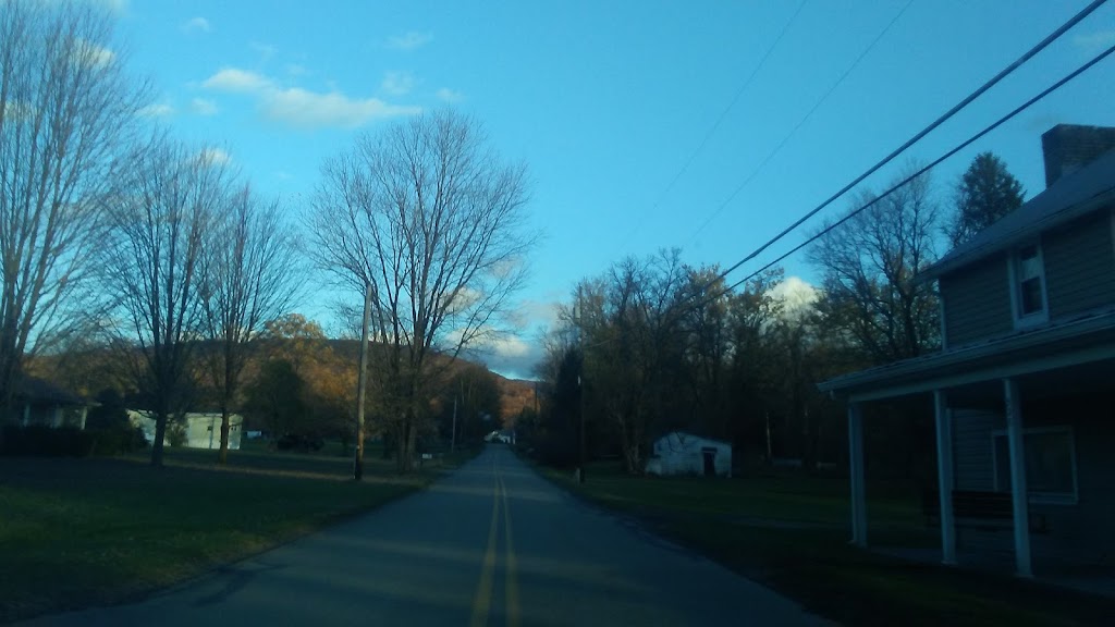 Exxon | 1340 Georges Fairchance Rd, Smithfield, PA 15478, USA | Phone: (724) 564-9019