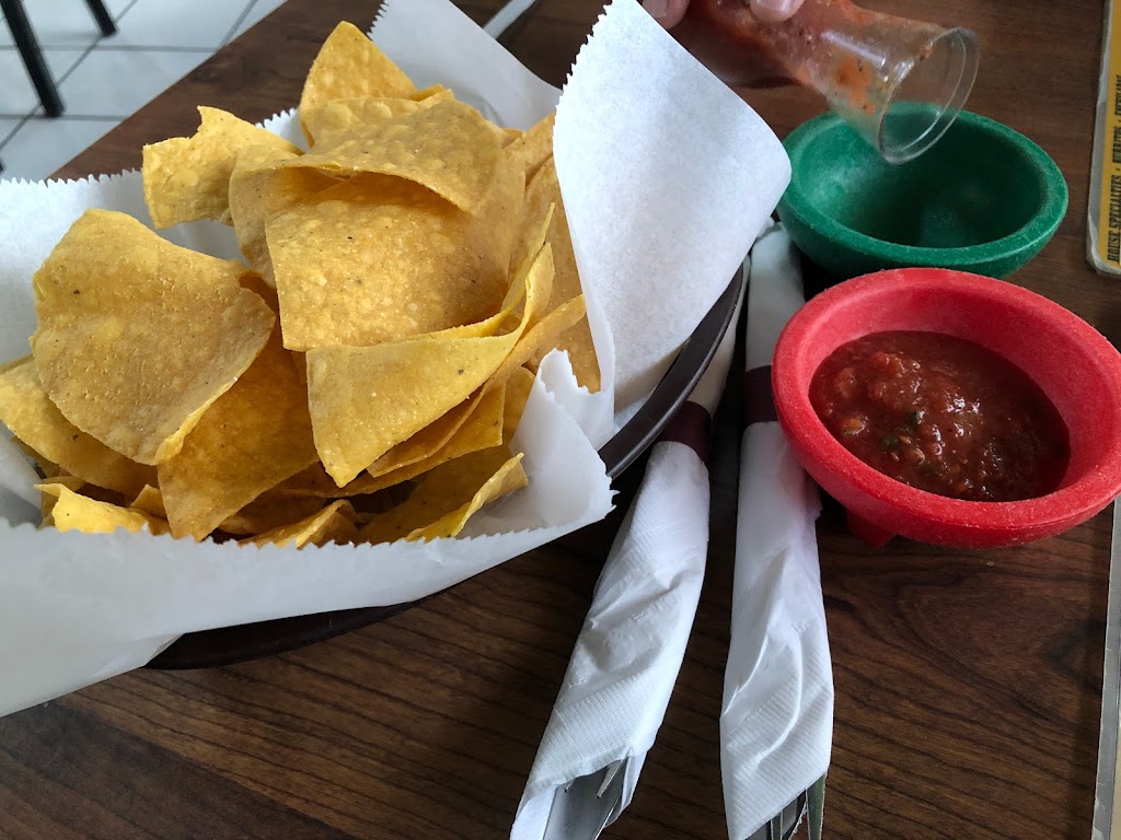 Los Cuates Mexican Restaurant | 6429 E Washington St, Indianapolis, IN 46219, USA | Phone: (317) 220-8997
