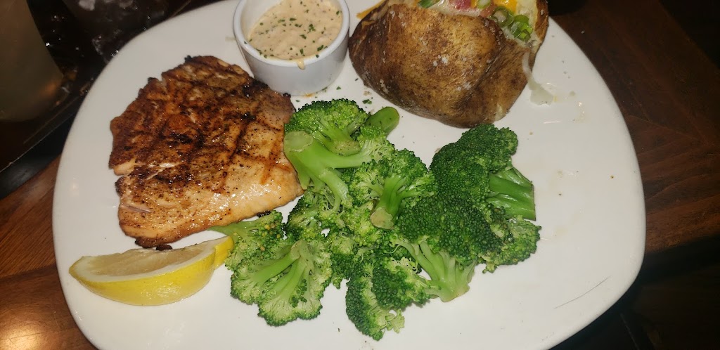 Outback Steakhouse | 3939 Long Beach Rd, Island Park, NY 11558, USA | Phone: (516) 897-8989