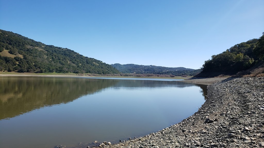 Coyote Lake Dam Parking Lot / Harvey Bear Trail Trailhead | Coyote Reservoir Rd, Gilroy, CA 95020, USA | Phone: (408) 842-7800