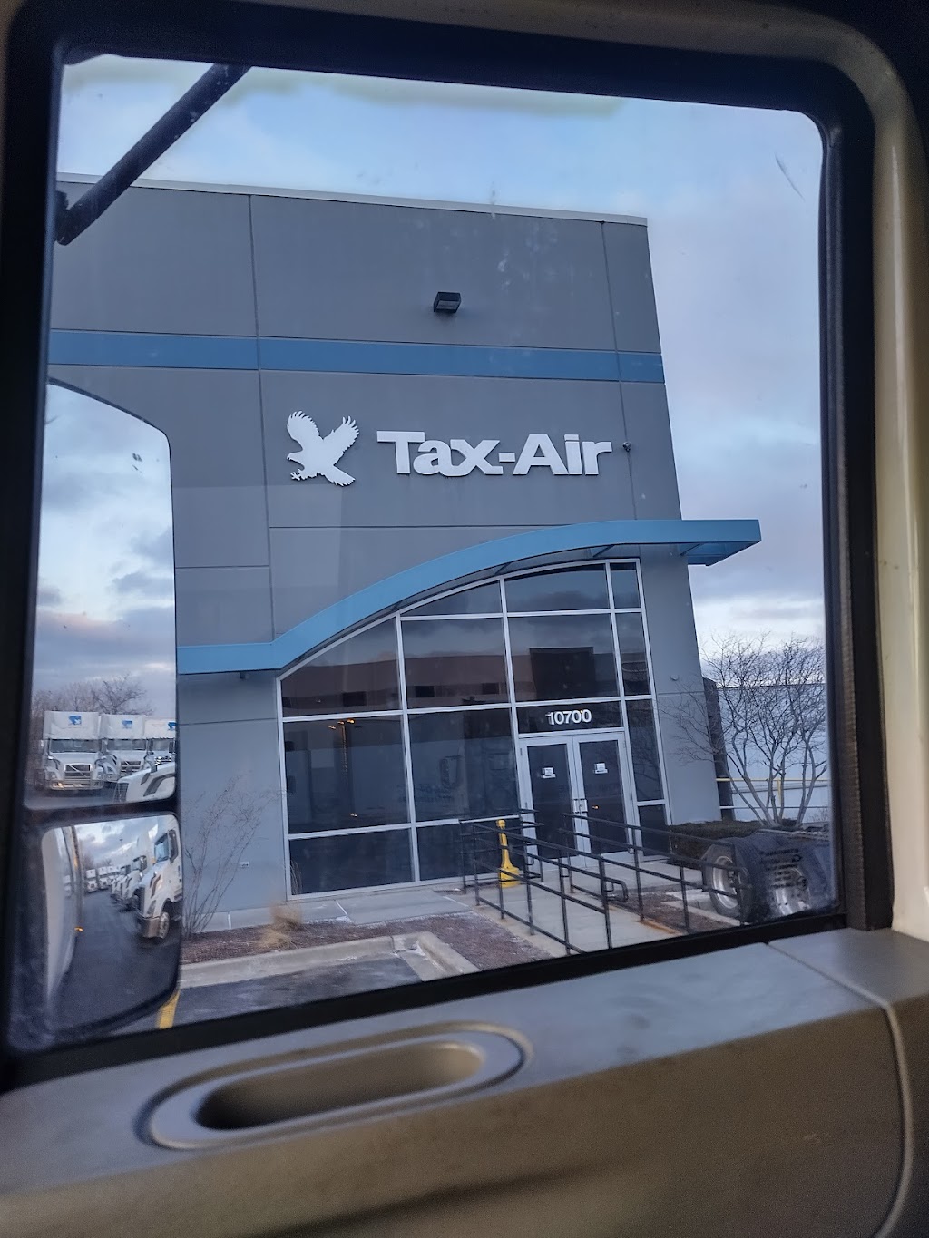 Tax Airfreight, Inc. | 10700 Waveland Ave, Franklin Park, IL 60131, USA | Phone: (800) 242-6565