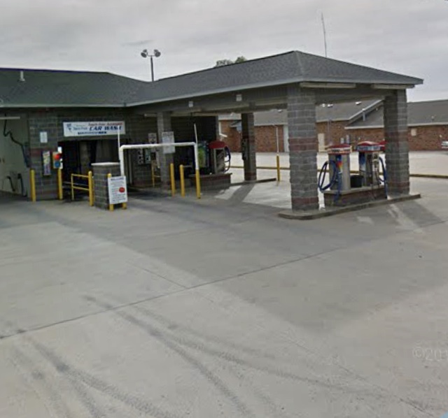 Breese Spot Free Car Wash | 120 N 1st St, Breese, IL 62230, USA | Phone: (618) 616-9435