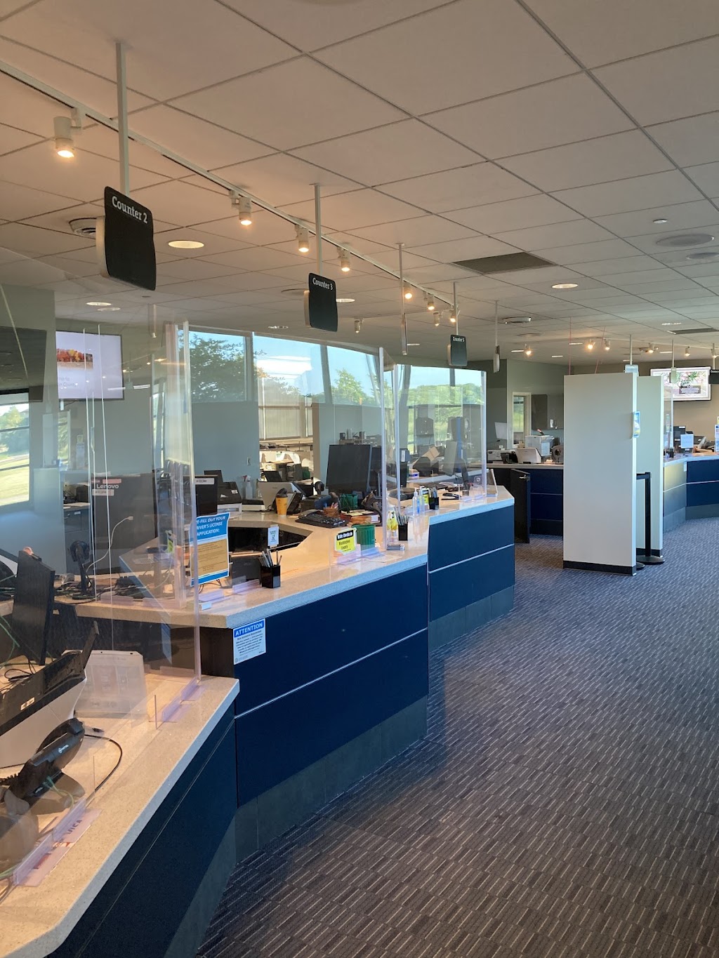 Washington County License Center - Forest Lake | 19955 Forest Rd N, Forest Lake, MN 55025, USA | Phone: (651) 275-7000