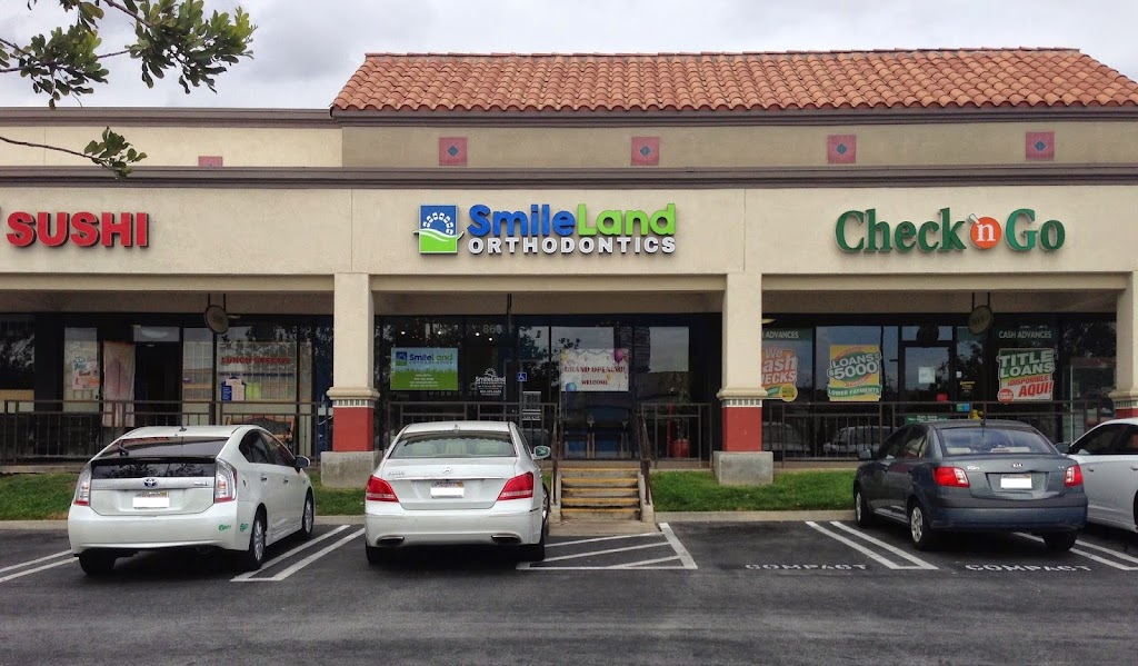 SmileLand Orthodontics | 4200 Chino Hills Pkwy #860, Chino Hills, CA 91709, USA | Phone: (909) 393-5688
