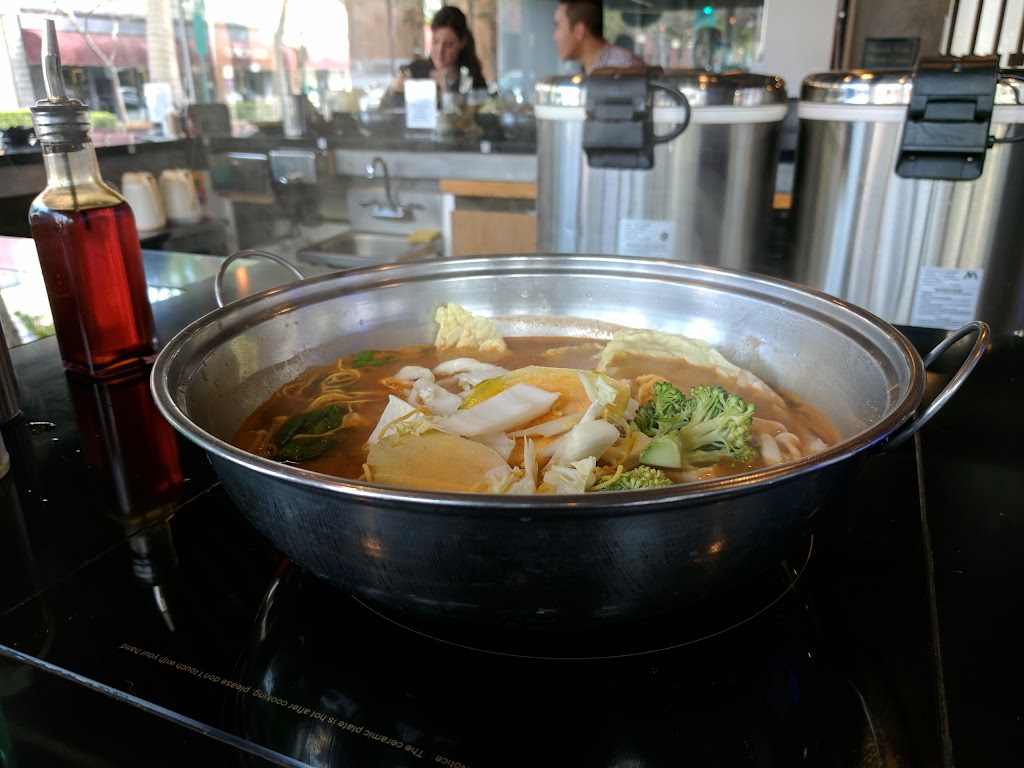 Slice Shabu | 225 N Harbor Blvd, Fullerton, CA 92832, USA | Phone: (714) 879-1510