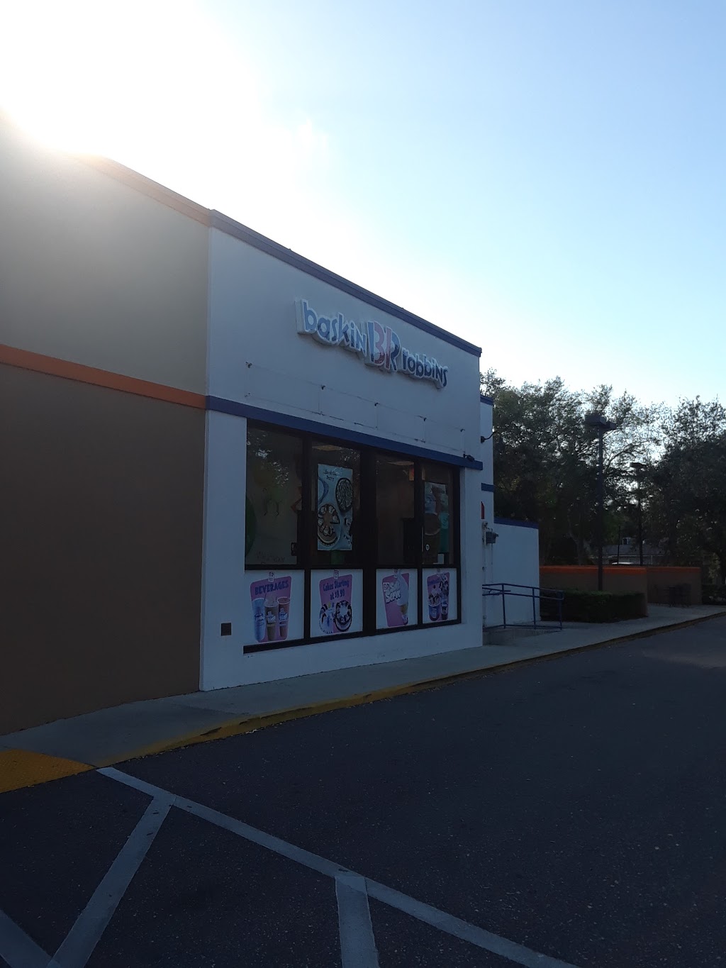 Baskin-Robbins | 33240 US Hwy 19 N, Palm Harbor, FL 34684 | Phone: (727) 400-6884