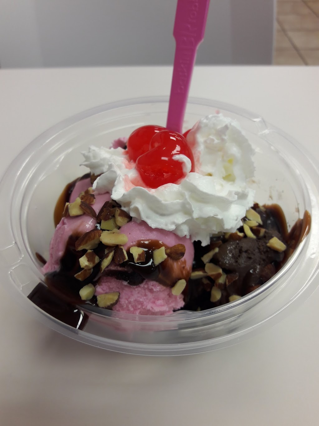 Baskin-Robbins | 2201 Central Ave NW, Albuquerque, NM 87104, USA | Phone: (505) 843-6390