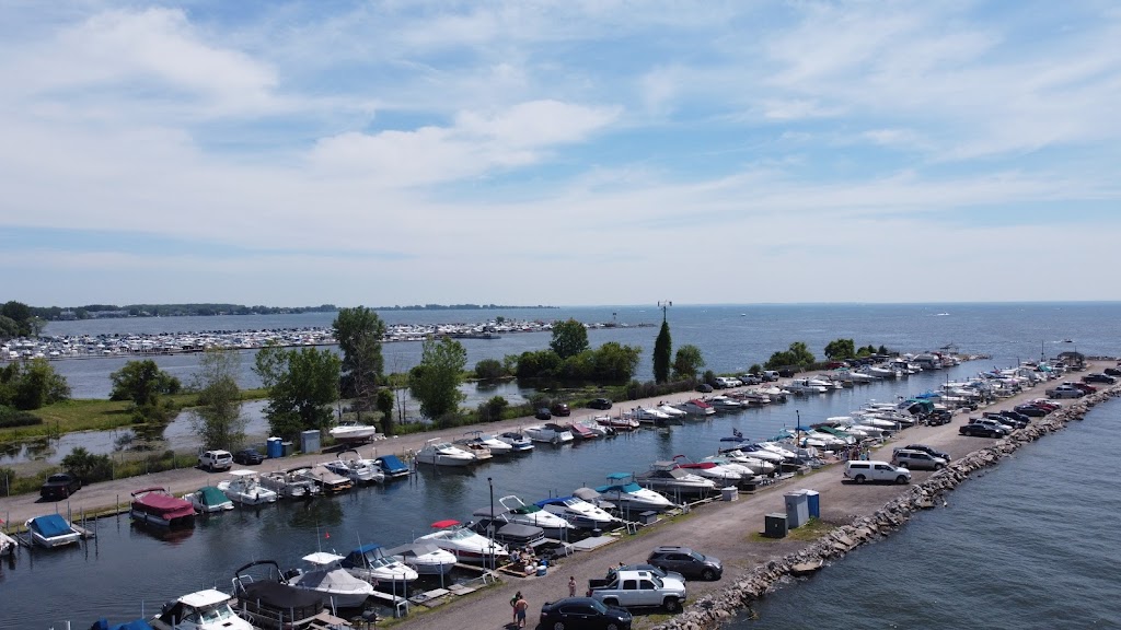 Velger Boat Harbor | 36070 Jefferson Ave, Harrison Twp, MI 48045, USA | Phone: (586) 463-0155