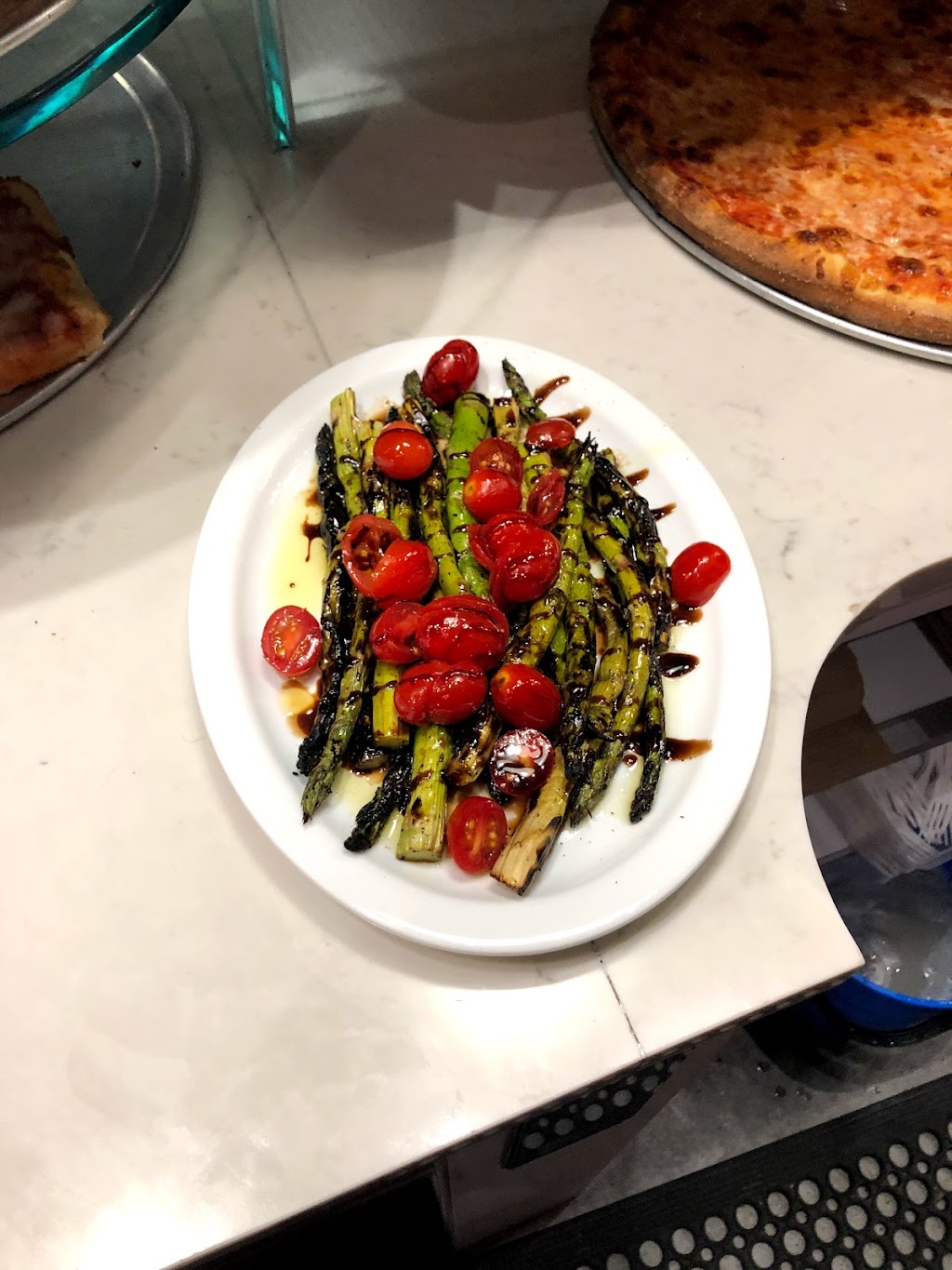 Gino’s Parlor Of Roslyn | 5 Railroad Ave, Roslyn, NY 11576, USA | Phone: (516) 484-0382