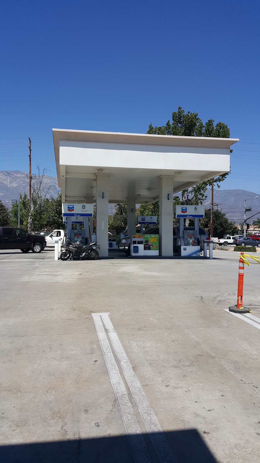 Chevron | 8687 Base Line Rd, Rancho Cucamonga, CA 91730, USA | Phone: (909) 484-9411