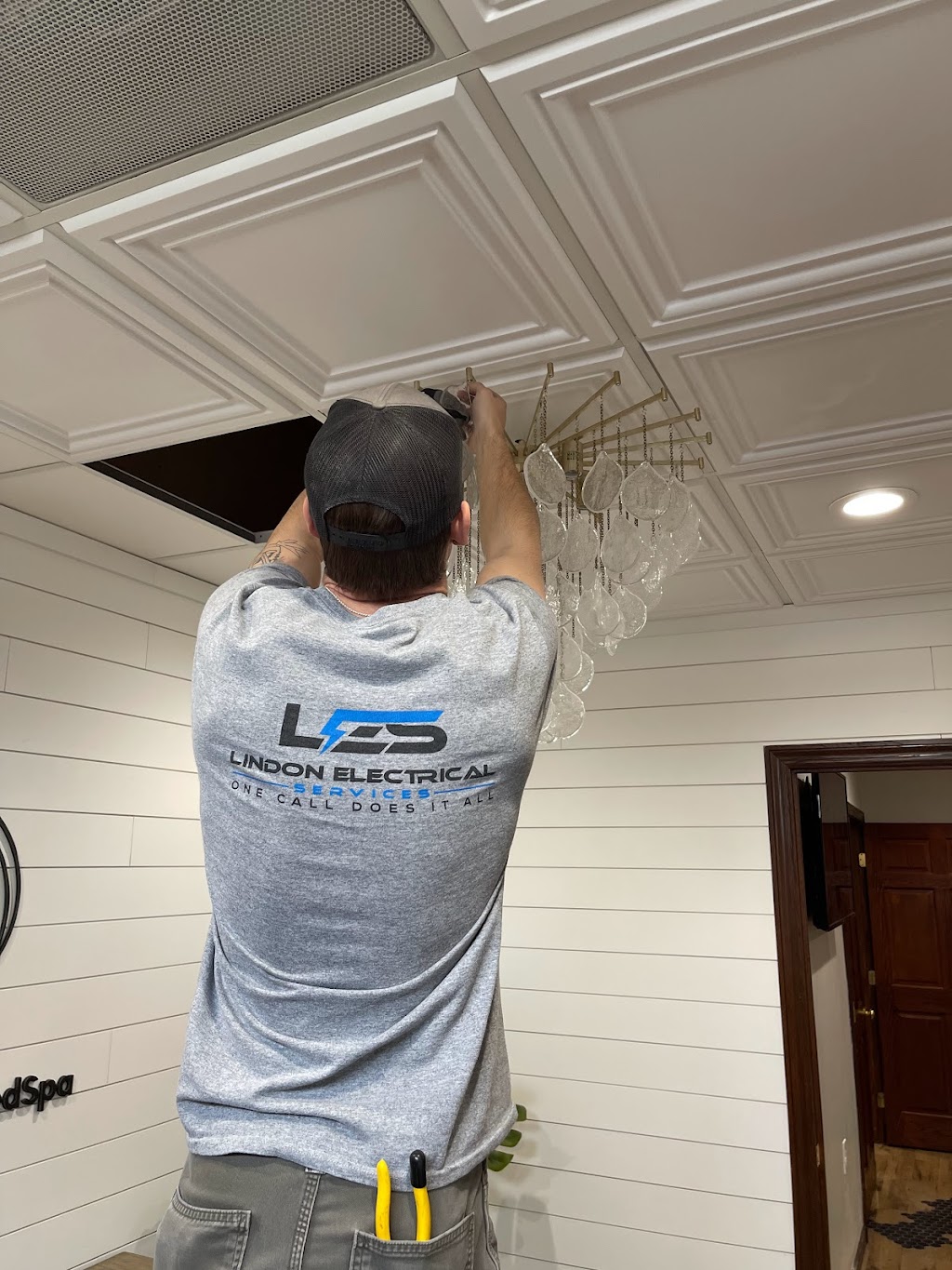 Lindon Electrical Services | 6711 W Alexandria Rd, Middletown, OH 45042 | Phone: (937) 733-3901