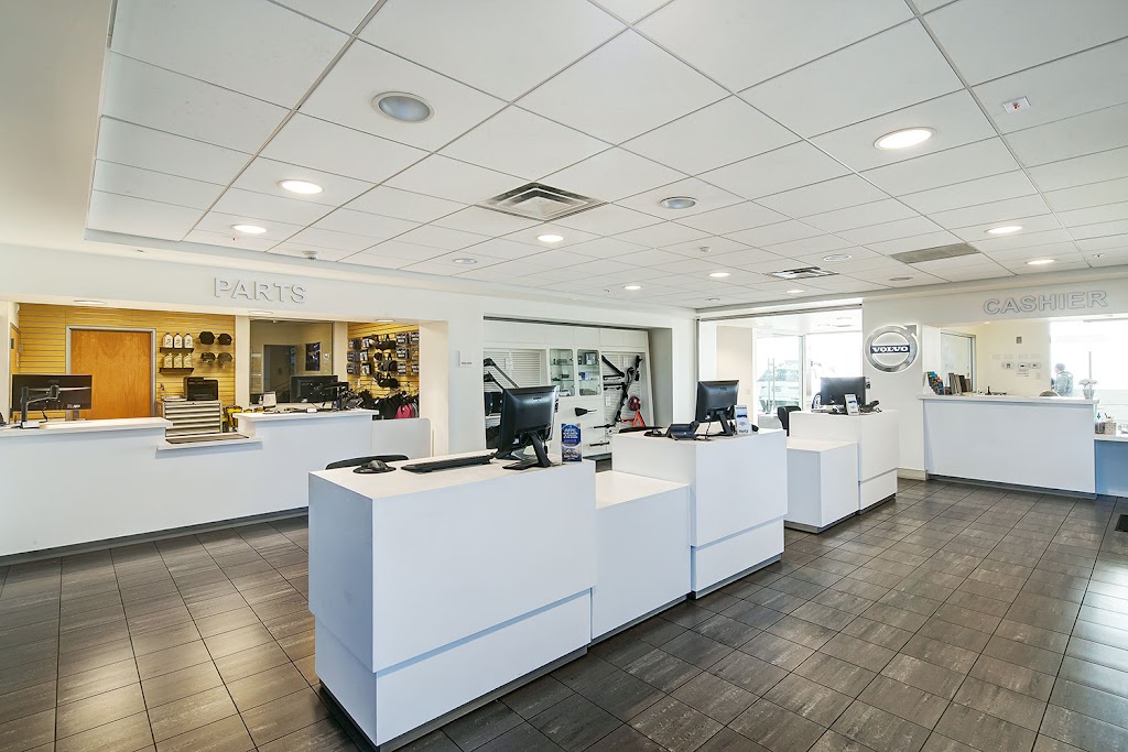 Volvo Cars Ontario | 1300 Auto Center Dr, Ontario, CA 91761, USA | Phone: (909) 605-5700