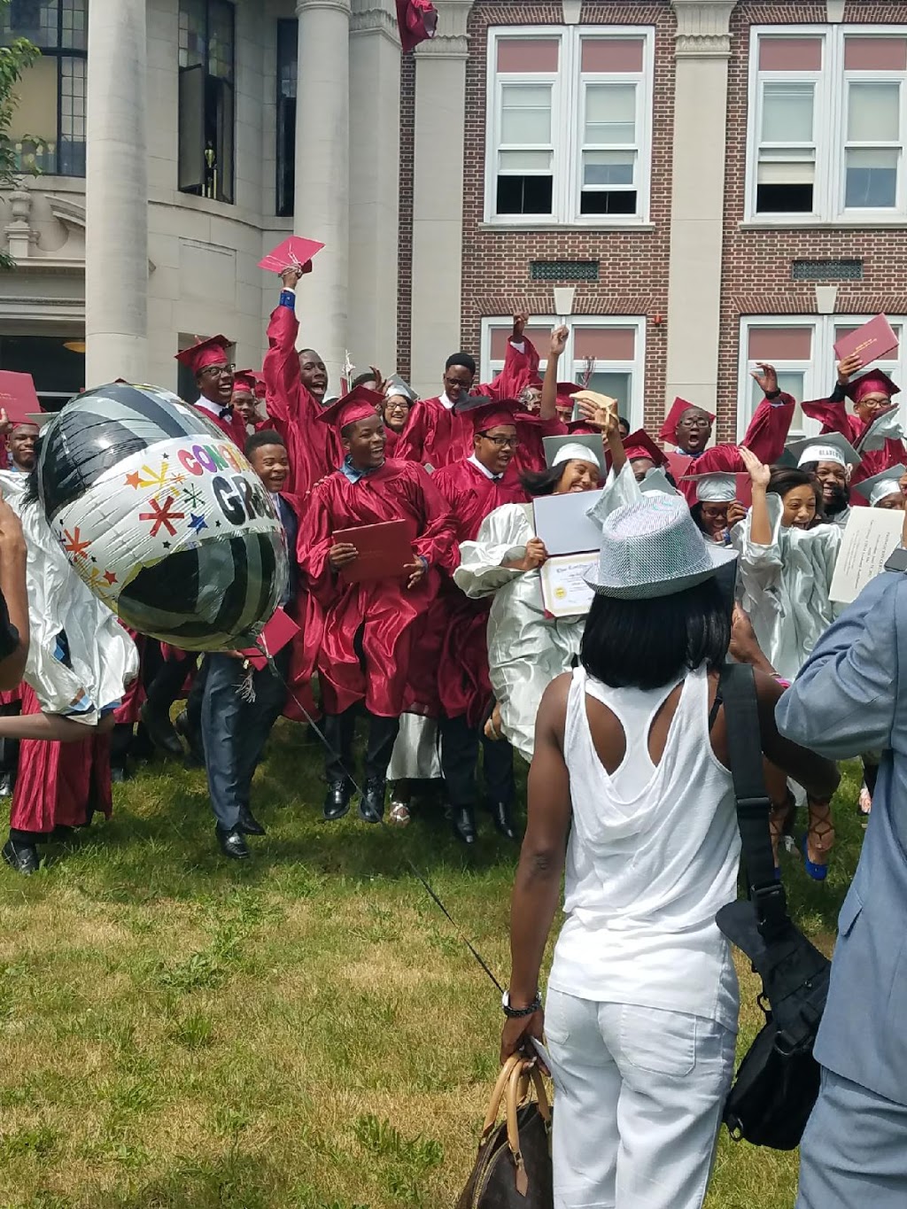 East Orange STEM Academy High School | 129 Renshaw Ave, East Orange, NJ 07017, USA | Phone: (973) 266-5900