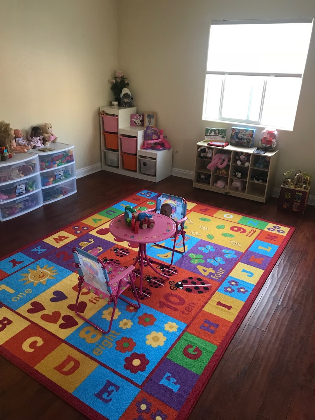 Dailas Land Family Child Care | 1947 Leighton Ave, Los Angeles, CA 90062, USA | Phone: (310) 988-8352