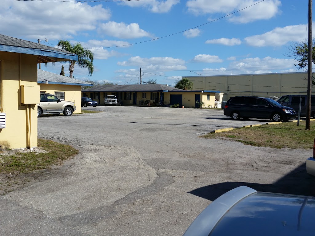 Budget Inn | 8110 N Tamiami Trail, Sarasota, FL 34243, USA | Phone: (941) 355-8861