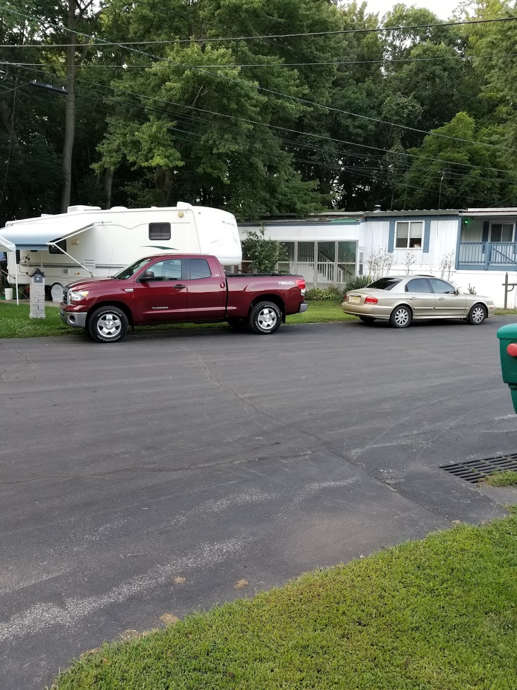 Finns Mobile Home Park & Sales | 122 Fairfield Rd, Wayne, NJ 07470, USA | Phone: (973) 694-5353