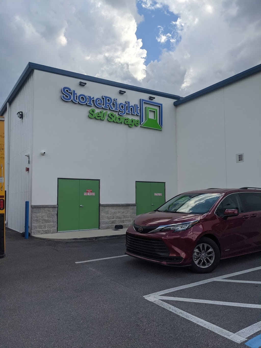 StoreRight Self Storage | 3035 Howland Blvd, Deltona, FL 32725, USA | Phone: (386) 564-1010