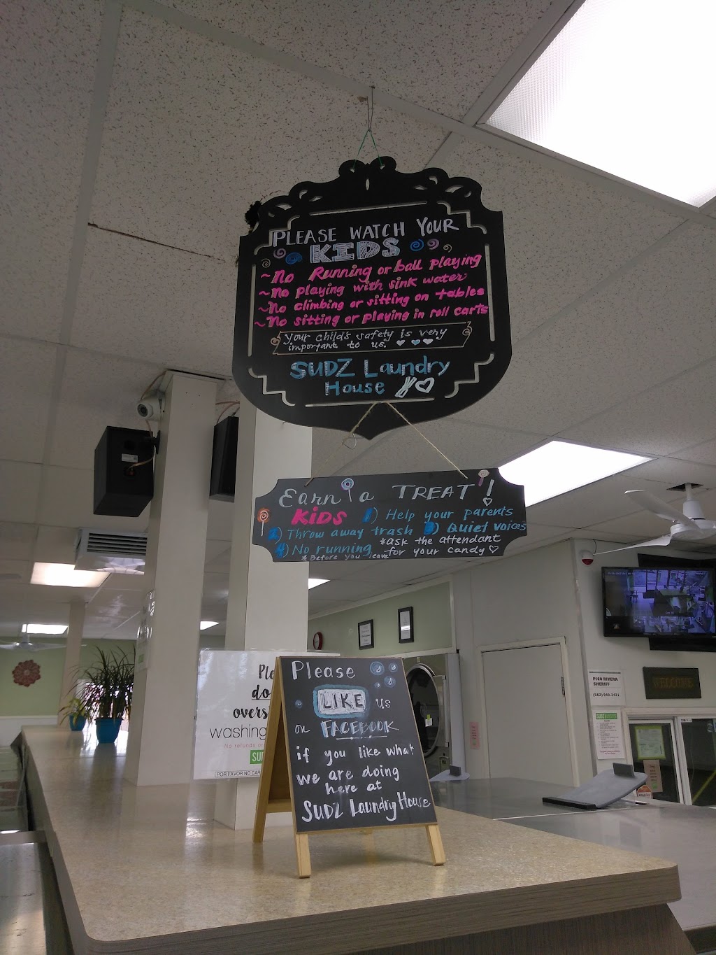 Sudz Laundry House - Pico Rivera | 8739 Whittier Blvd, Pico Rivera, CA 90660, USA | Phone: (562) 821-5103