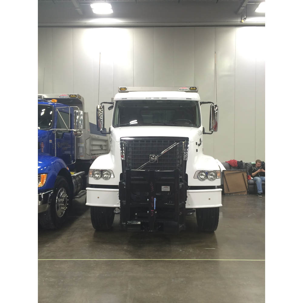 Fremont Volvo Truck Sales & Service | 3108 E State St, Fremont, OH 43420, USA | Phone: (419) 332-8231