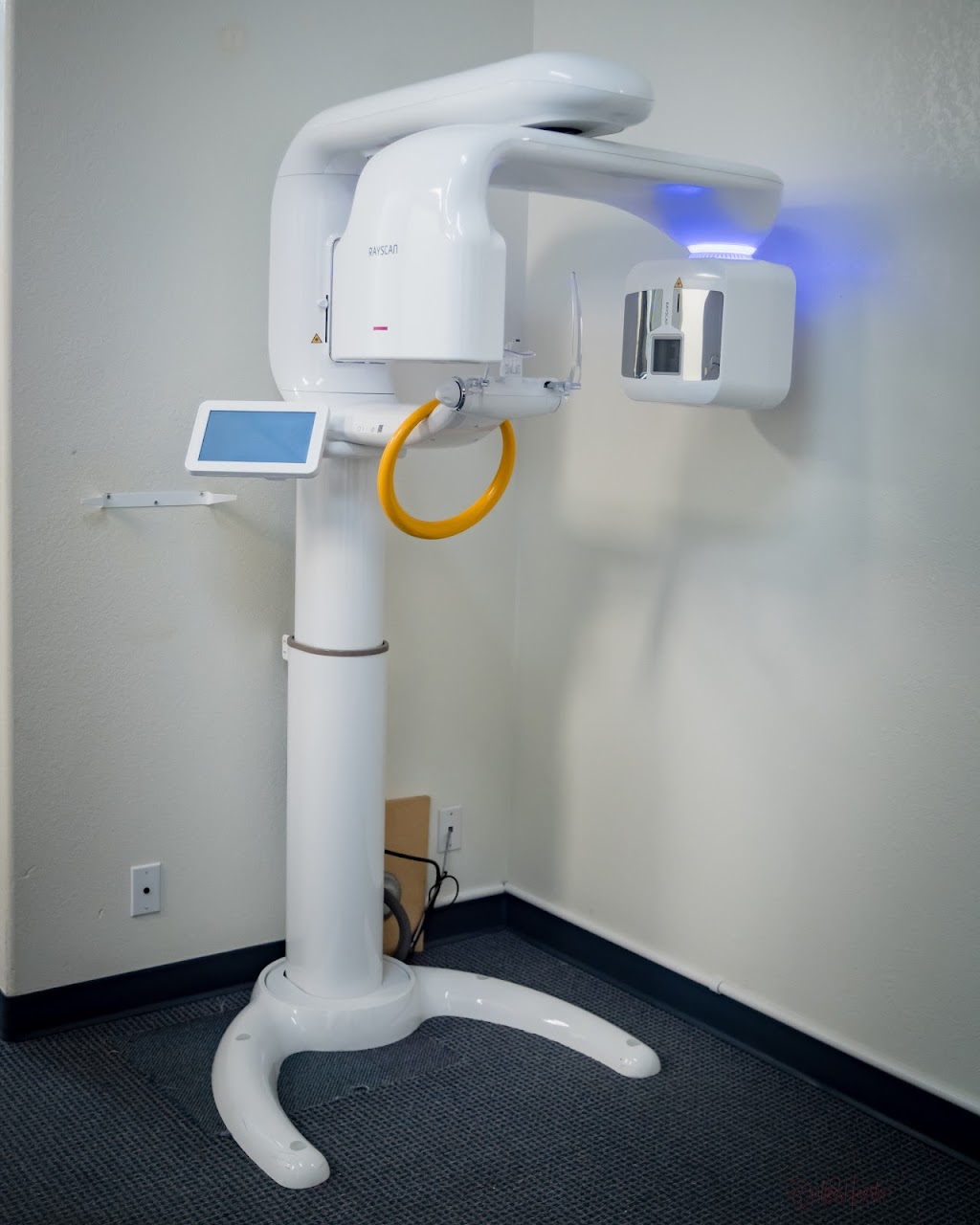 Smiles Only Sedation Dental & Implant Center | 8878 E Tanque Verde Rd, Tucson, AZ 85749, USA | Phone: (520) 749-1230