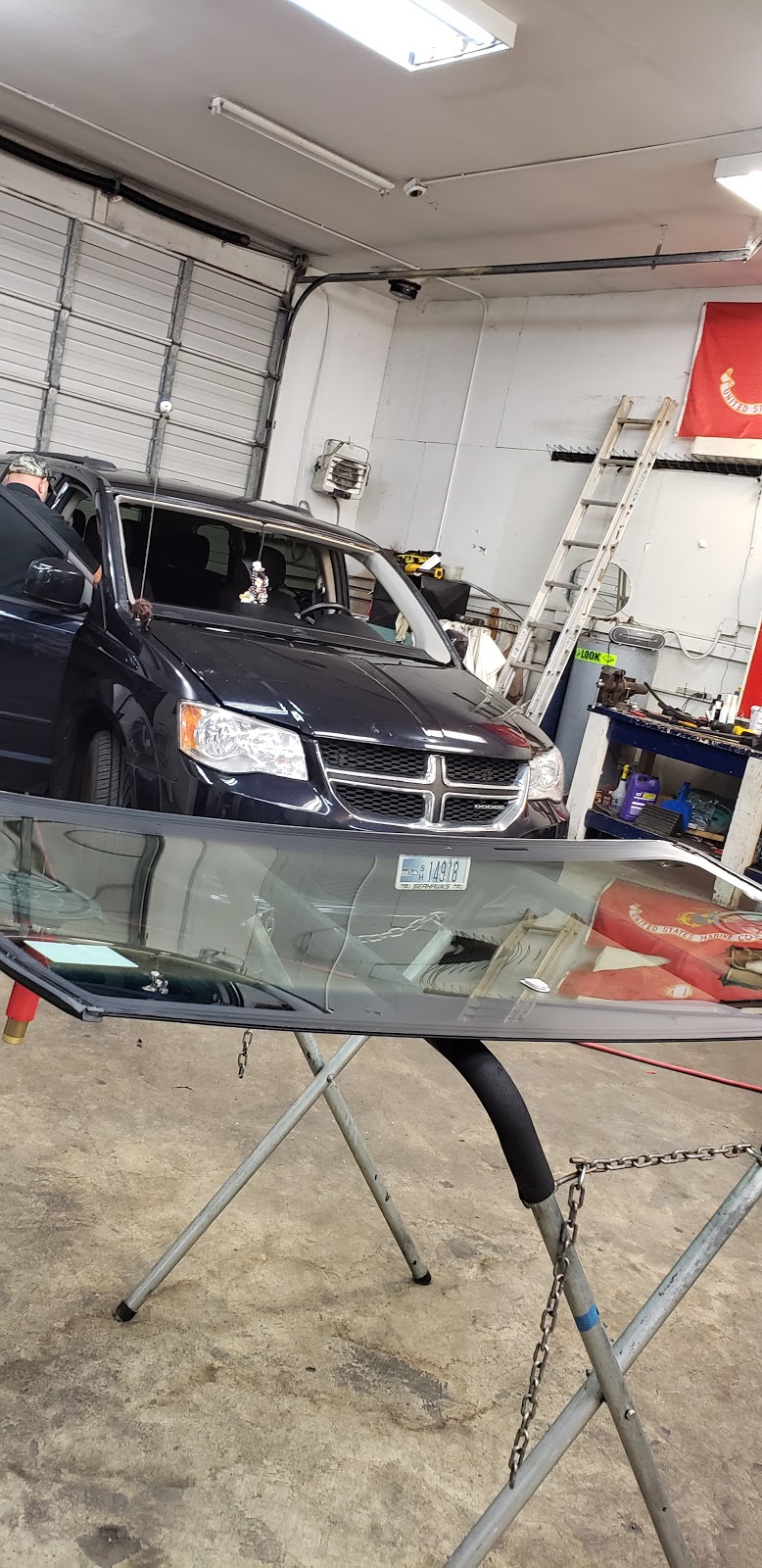 All Class Auto Glass | 4080 WA-16, Bremerton, WA 98312, USA | Phone: (360) 373-7710