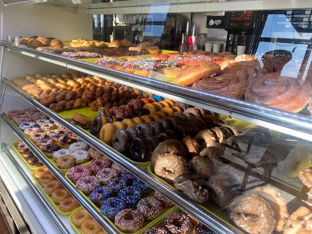 Grand donuts | 2800 S Bagdad Rd suite c, Leander, TX 78641, USA | Phone: (512) 528-1332