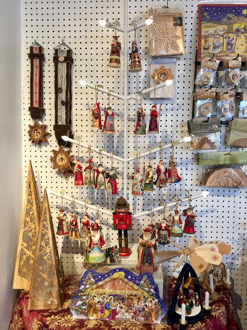 Ukrainian Treasures Studio | 191 Vine St, St. Catharines, ON L2M 4S7, Canada | Phone: (905) 935-7779