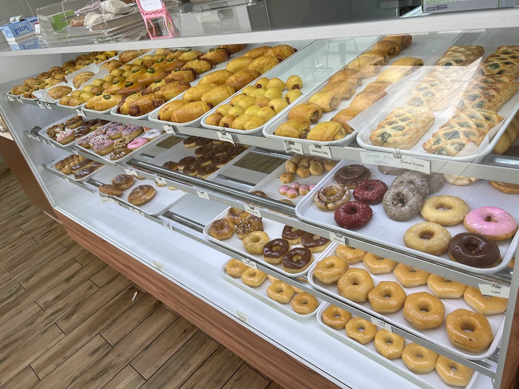 Donutland | 574 I-30 Frontage Rd, Royse City, TX 75189, USA | Phone: (469) 984-7057