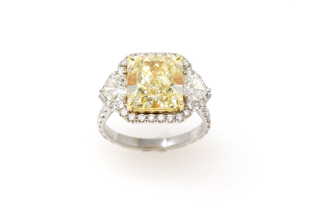 Mon Cheri Diamonds | 910 N Amelia Ave, San Dimas, CA 91773, USA | Phone: (213) 622-7922