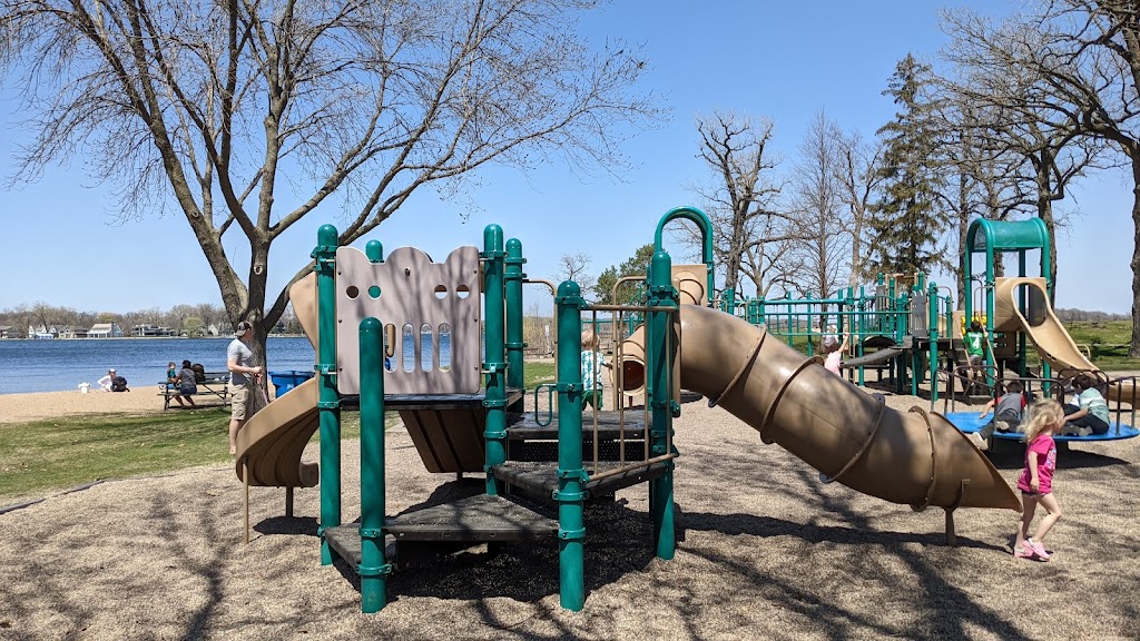 Excelsior Public Beach | 2 1st St, Excelsior, MN 55331, USA | Phone: (952) 474-5233