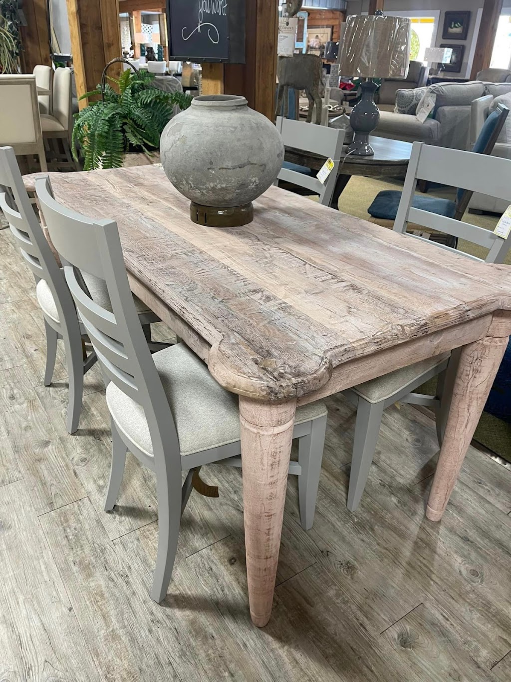 Corvins Furniture | 5284 N Dixie Hwy, Elizabethtown, KY 42701, USA | Phone: (270) 737-2431
