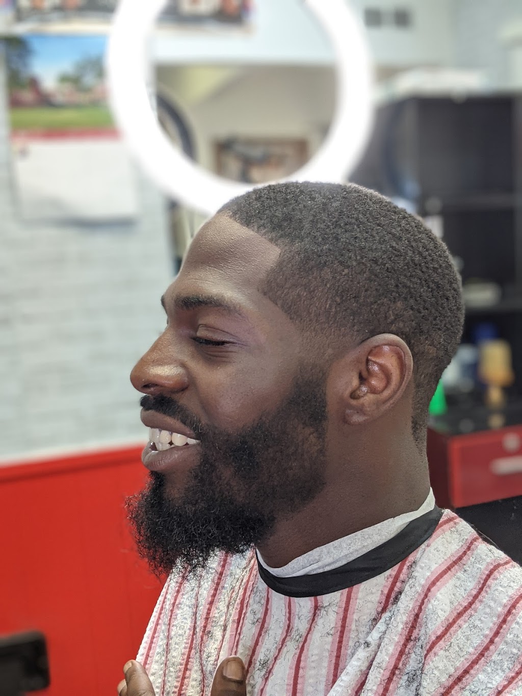 Seabes Barbershop | 22910 Lahser Rd, Southfield, MI 48033 | Phone: (248) 910-3933