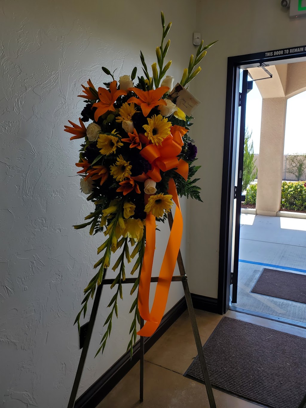 The Flower Basket & Gift Shop | 545 Park Blvd, Orange Cove, CA 93646, USA | Phone: (559) 626-7070