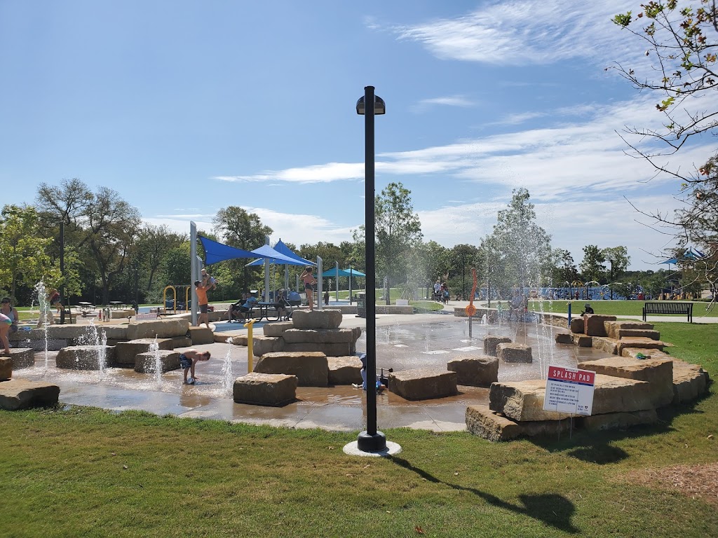 Windhaven Meadows Park | 5400 Windhaven Pkwy, Plano, TX 75093, USA | Phone: (972) 210-2936