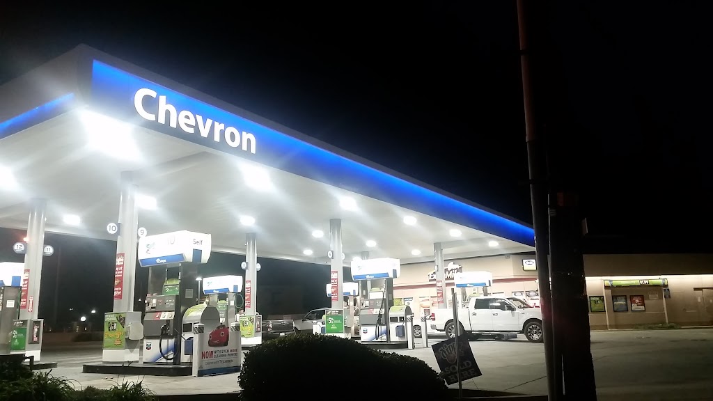 Chevron | 500 S Azusa Ave, Azusa, CA 91702, USA | Phone: (626) 633-1116